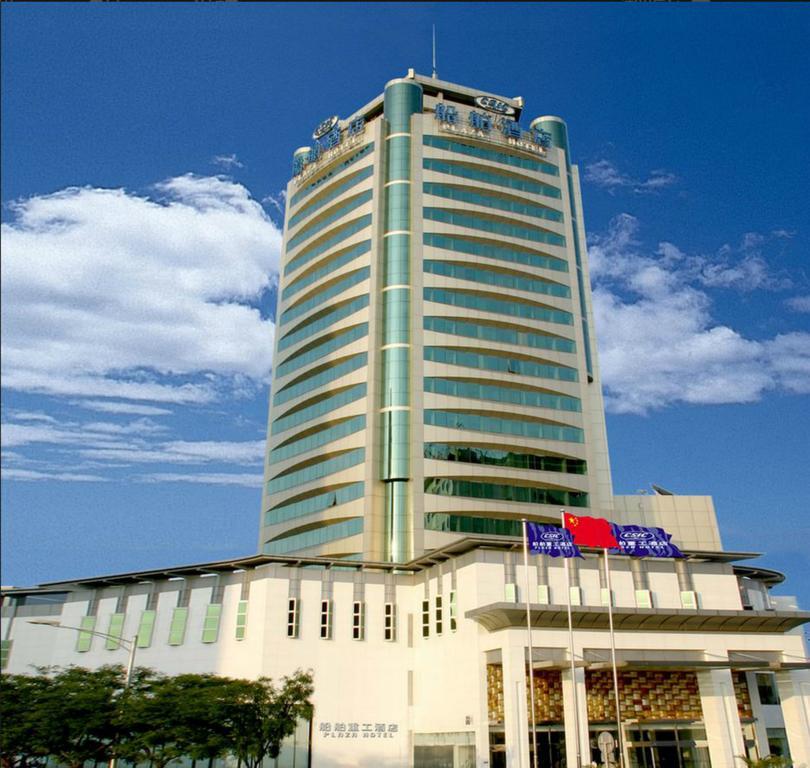 Plaza Hotel Beijing Bagian luar foto
