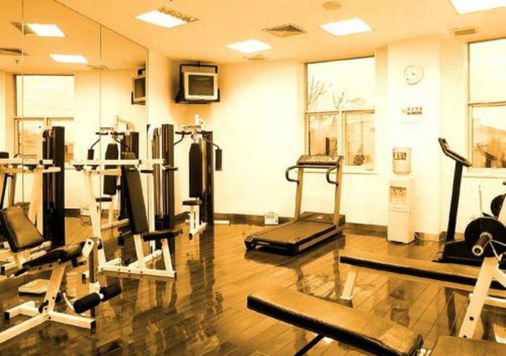Plaza Hotel Beijing Bagian luar foto